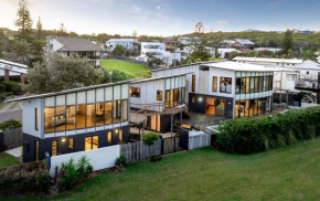 Shelly Oceanfront Estate